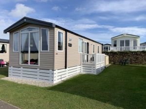 469 Holiday Caravan Rental at Mother Ivey's Bay near to Padstow - 2 Bedrooms - Sleeps 4